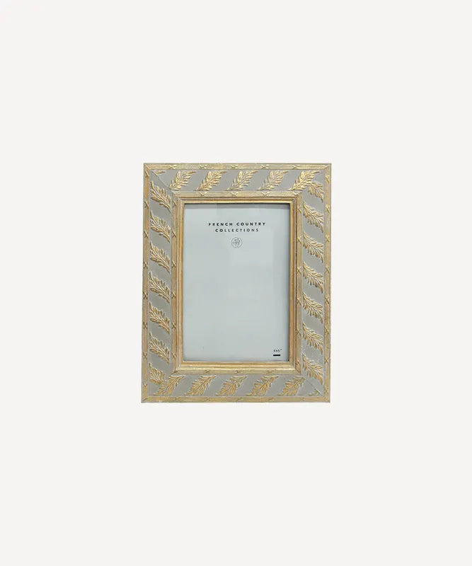 Embossed Leaves Photoframe 4x6